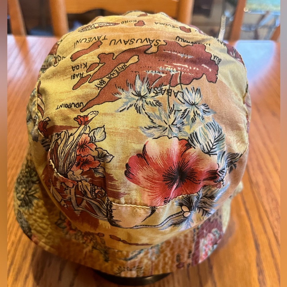 Old Navy Floral Bucket Hat with Map Design Size M/L